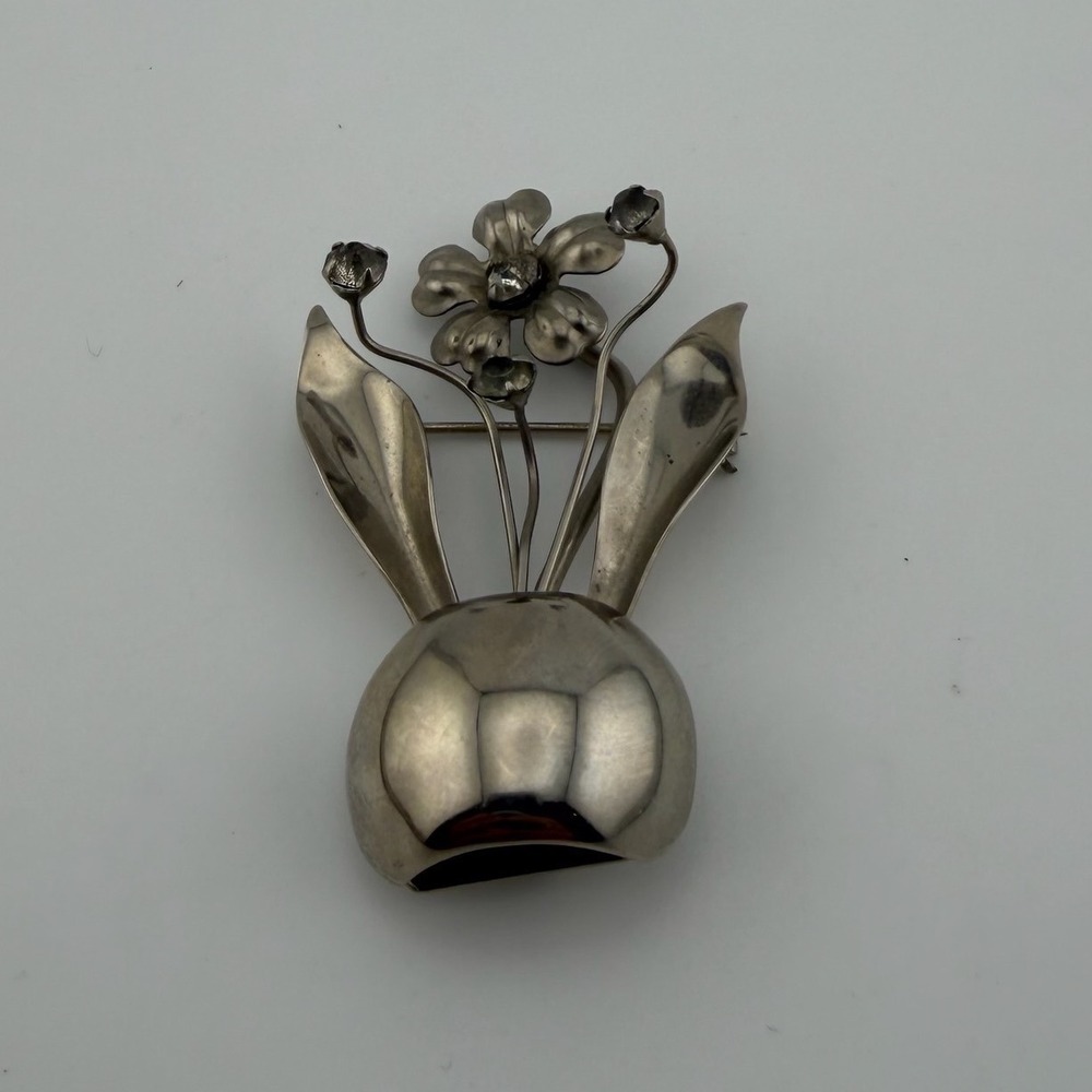 Vintage Flower Vase Brooch Silver Tone Rhinestone Floral Pin